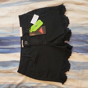 SO Girl's Black Crochet Edge Mid-Rise Shortie Shorts, Size 12 NWT